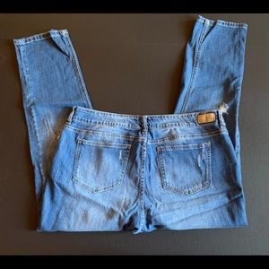 Supplies Vintage Peg Distressed Denim EUC ladies Jeans 14